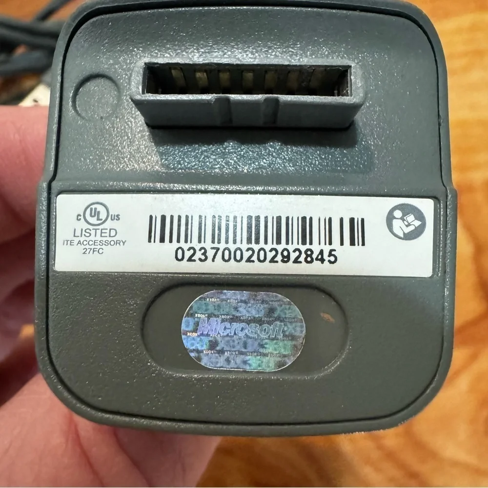 Microsoft Xbox 360 Play and Charge Cable OEM White & Gray No Battery Tested